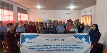 Pelatihan Pembuatan Komik Bahasa Mandar untuk Memelihara Warisan Budaya dan Bahasa di Era Digital untuk Generasi Z